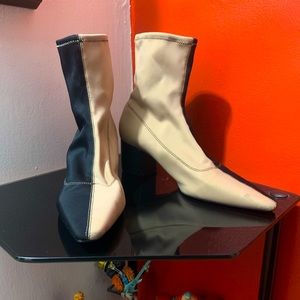 Zara Two Toned Pointed Boots